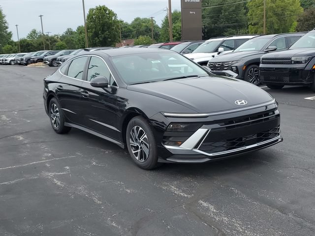 New 2026 Hyundai Sonata Blue FWD image 34