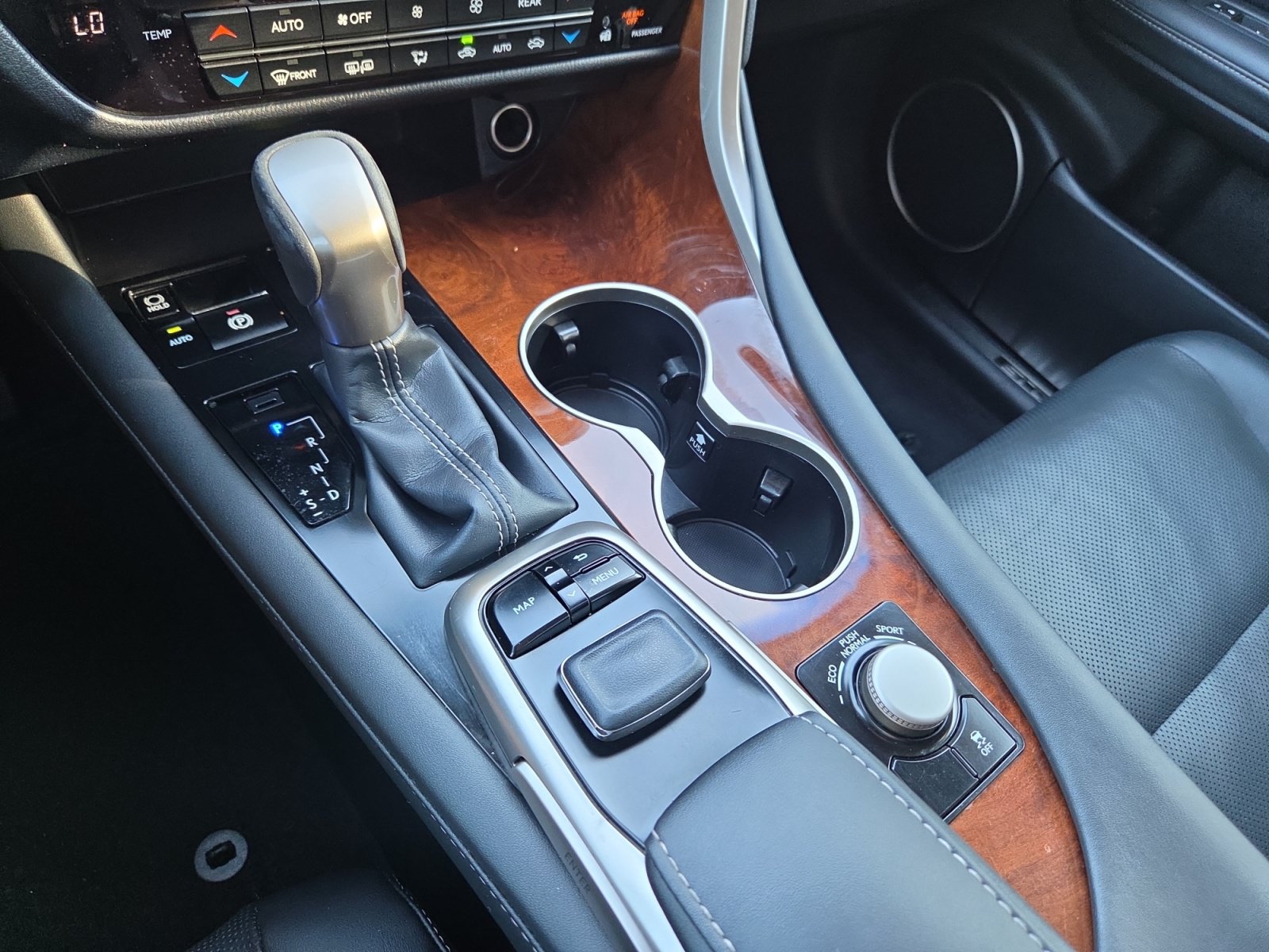 Used 2018 Lexus RX 350L FWD image 15