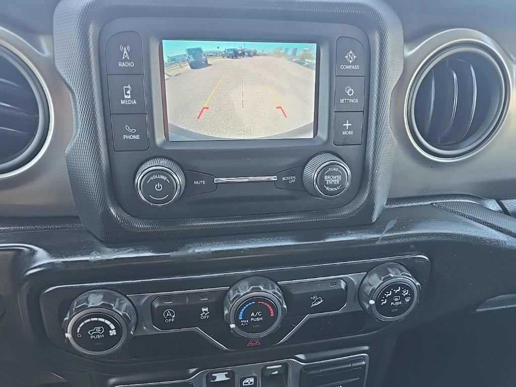 Used 2018 Jeep Wrangler Unlimited Sport S image 23