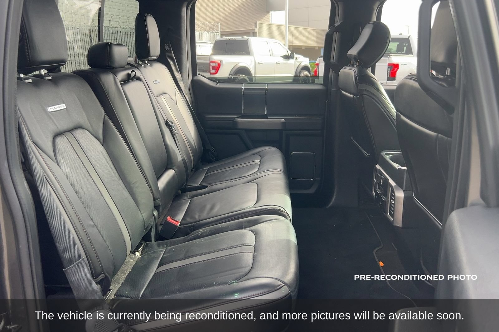 Used 2018 Ford F150 Platinum w/ Equipment Group 701A Luxury AWD/4WD image 15