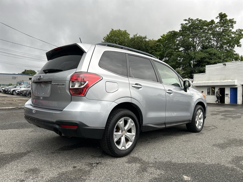 Used 2014 Subaru Forester 2.5i Touring AWD/4WD image 4
