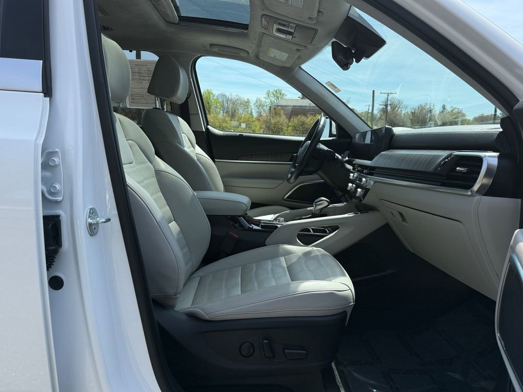 Certified 2024 Kia Telluride SX Prestige image 32