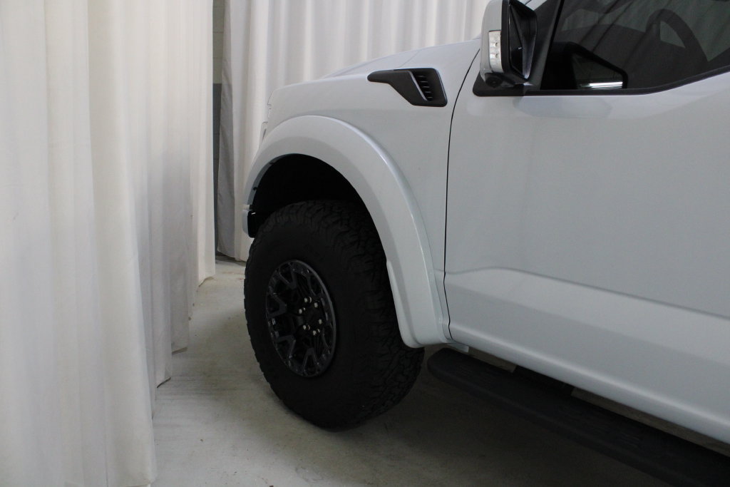 Used 2025 Ford F150 Raptor w/ Equipment Group 803A Raptor R AWD/4WD image 29