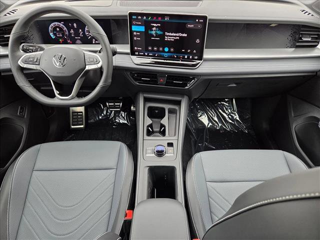 New 2026 Volkswagen Tiguan SE R-Line image 14