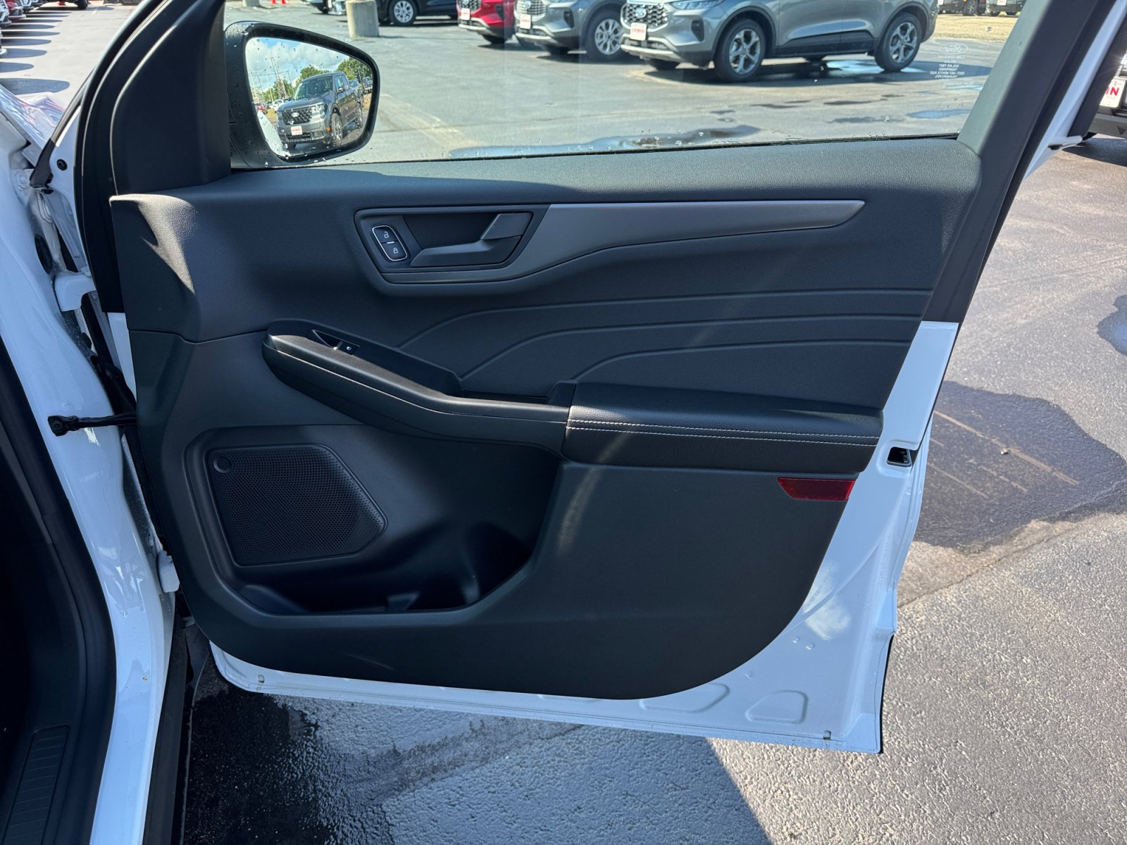 New 2026 Ford Escape Active w/ Cold Weather Package AWD/4WD image 29