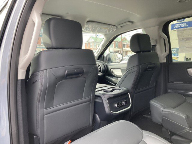 New 2026 Ford Expedition Active AWD/4WD image 11