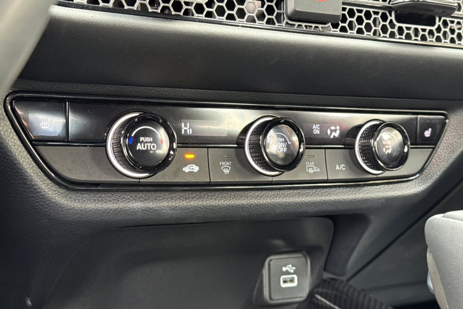 Used 2024 Honda HR-V Sport image 17