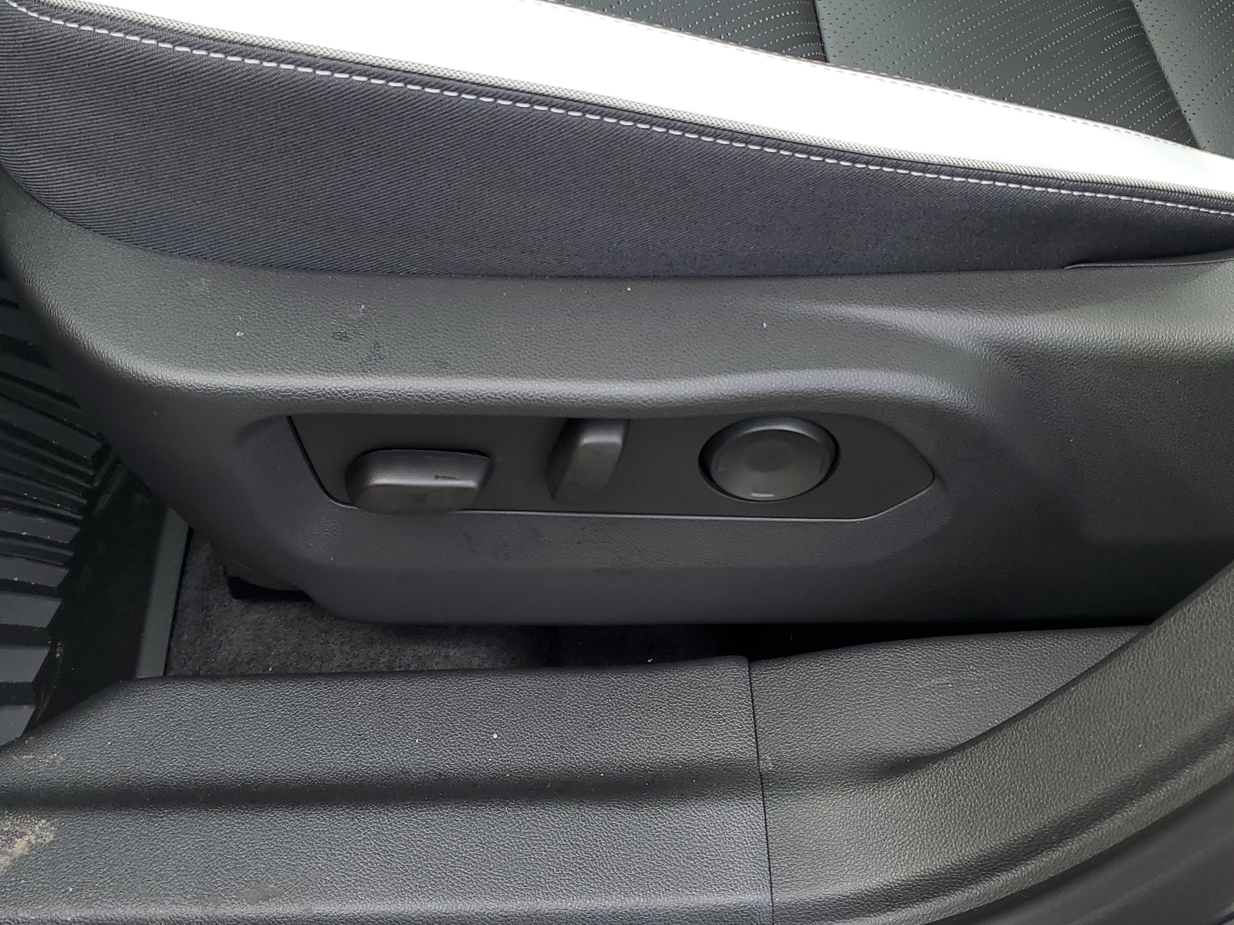 New 2026 Buick Enclave Preferred w/ Power Package FWD image 26