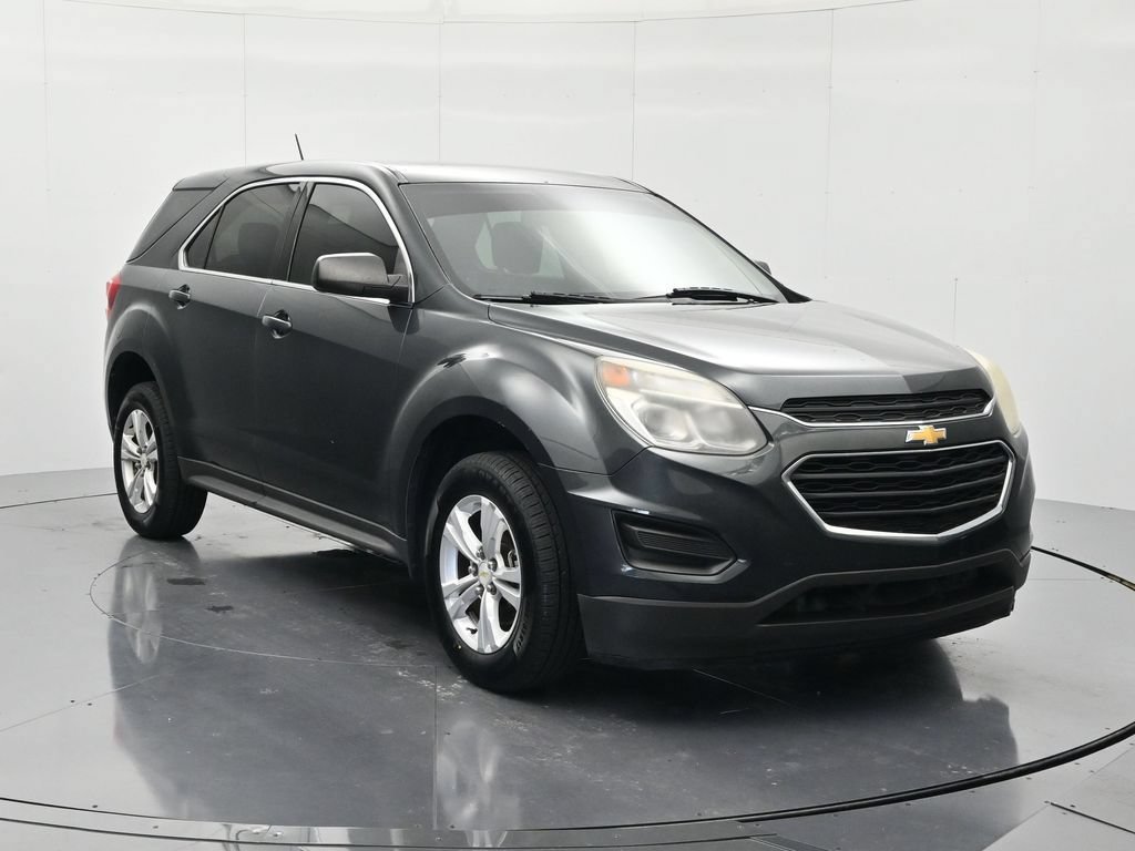 Used 2017 Chevrolet Equinox LS FWD image 3