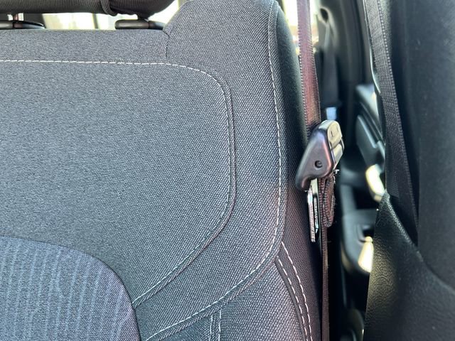 Used 2021 RAM 1500 Big Horn image 15