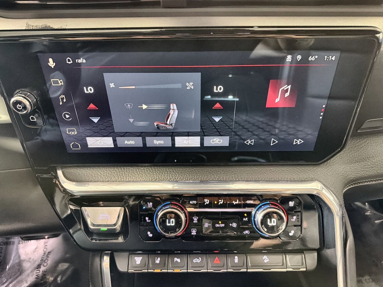 Used 2024 GMC Sierra 2500 Denali w/ Denali Reserve Package image 25