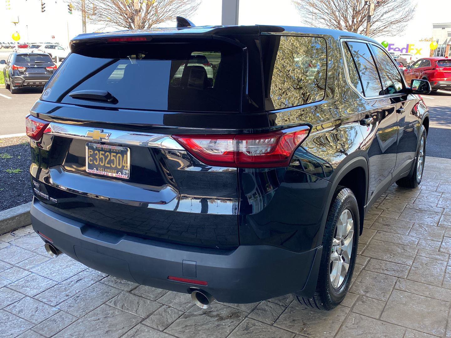 Used 2020 Chevrolet Traverse LS image 7