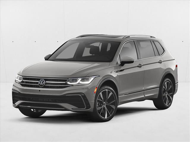 Used 2022 Volkswagen Tiguan SE FWD image 1
