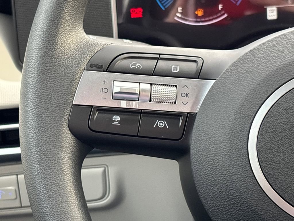 New 2026 Hyundai Tucson SE image 21