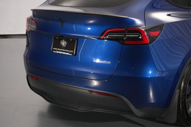 Used 2025 Tesla Model Y Performance AWD/4WD image 11