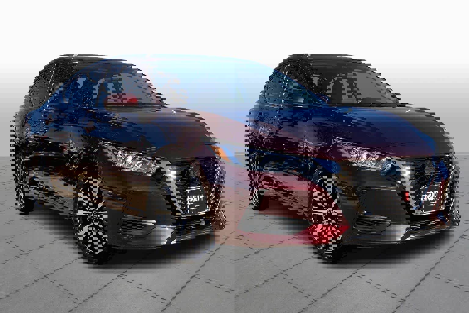 Used 2023 Nissan Sentra SV w/ SV Premium Package image 2