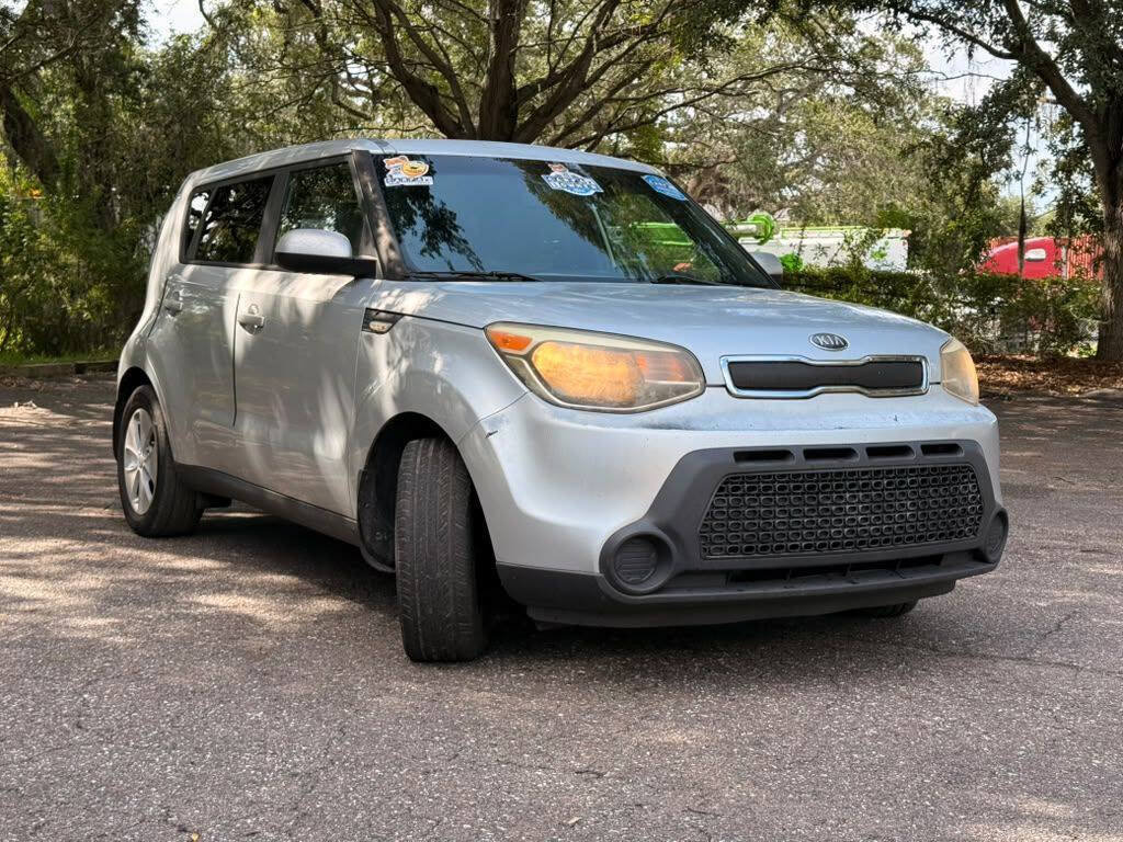 Used 2014 Kia Soul FWD image 1