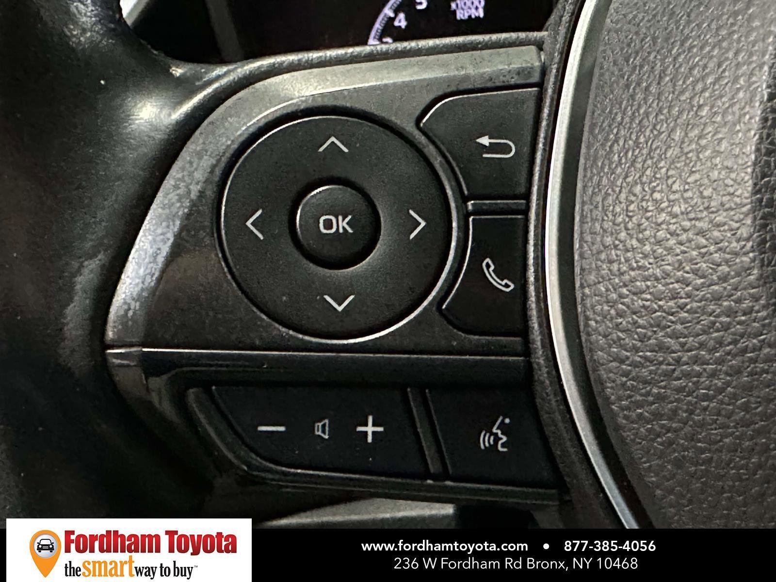 Certified 2022 Toyota Corolla SE FWD image 26