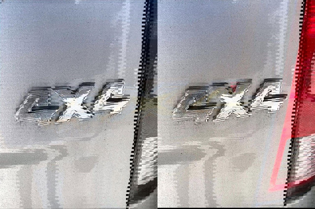 Used 2019 RAM 1500 Classic SLT image 9