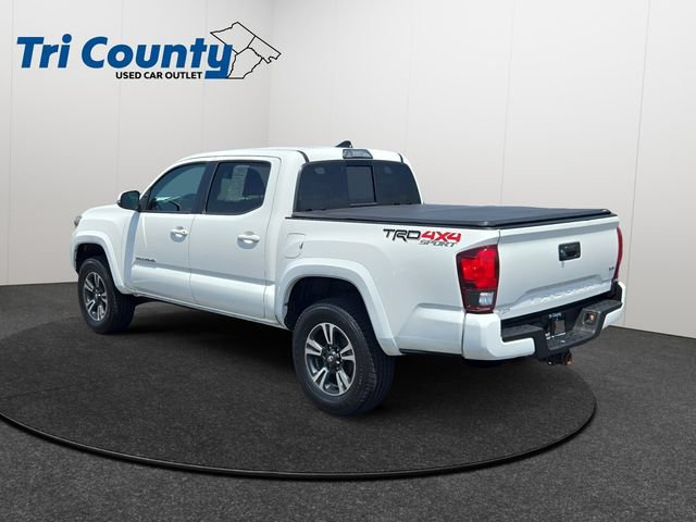 Certified 2019 Toyota Tacoma TRD Sport AWD/4WD image 6
