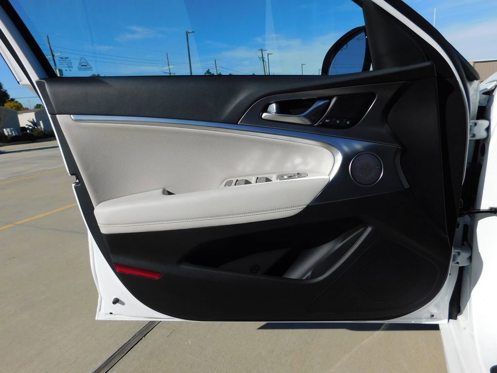 Used 2026 Genesis G70 3.3T Sport Prestige image 10