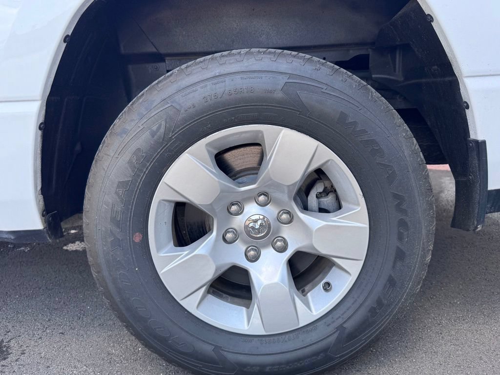 Used 2020 RAM 1500 Big Horn AWD/4WD image 26