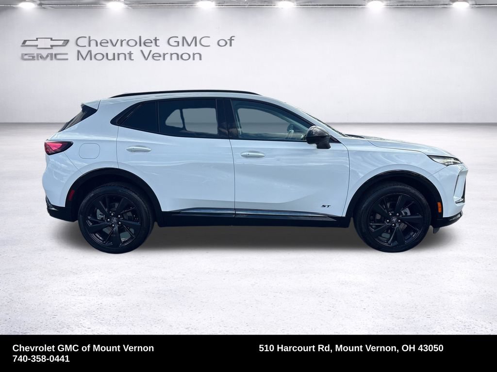 Used 2025 Buick Envision Sport Touring AWD/4WD image 7