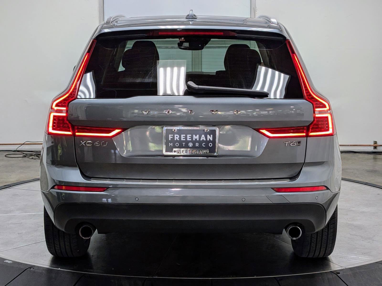 Used 2020 Volvo XC60 T6 Momentum AWD/4WD image 8