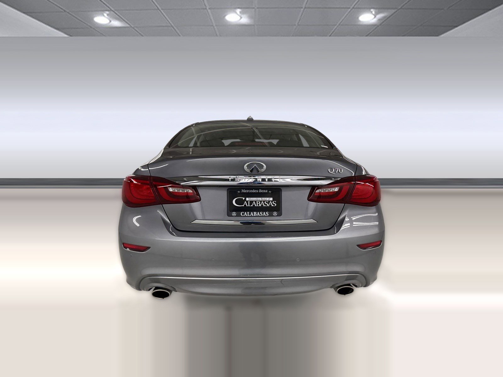 Used 2019 INFINITI Q70 Luxe image 10