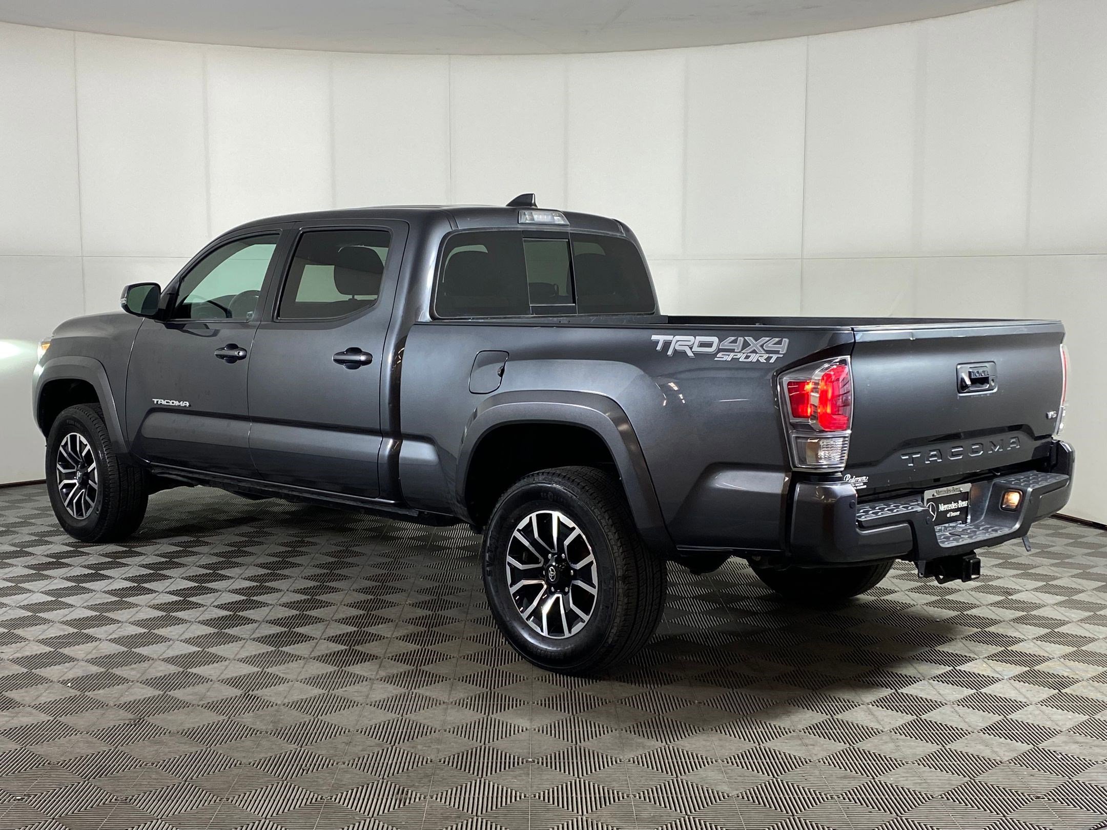 Used 2023 Toyota Tacoma TRD Sport w/ Advanced Technology Package image 3