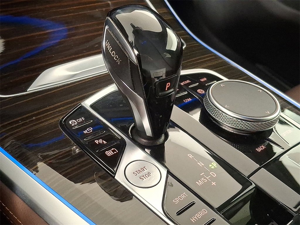 Used 2021 BMW X5 xDrive45e w/ M Sport Package image 17