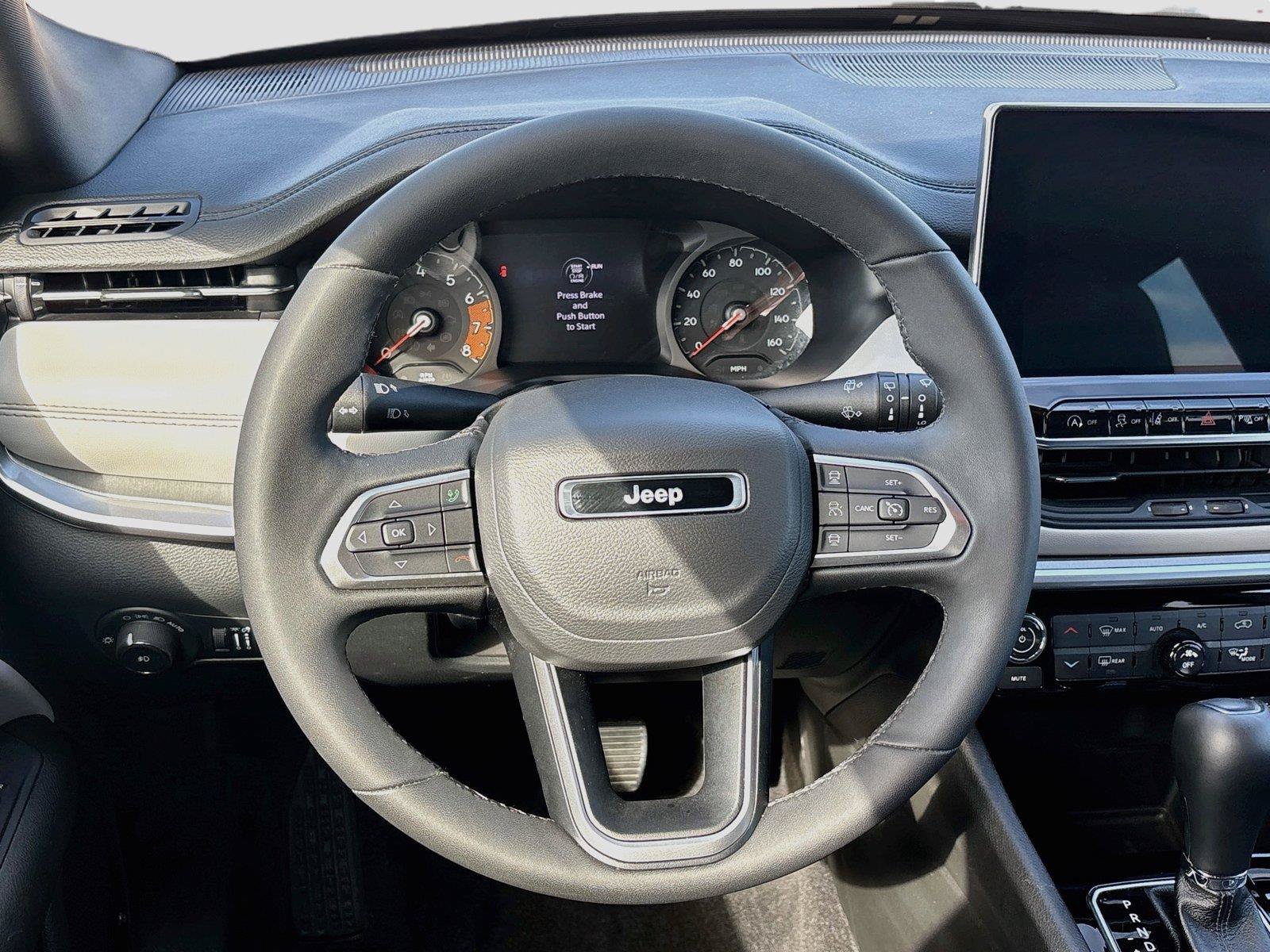 Certified 2025 Jeep Compass Limited AWD/4WD image 18