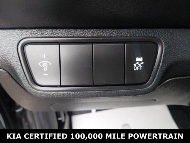 Certified 2023 Kia Forte LXS image 17