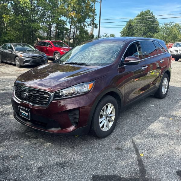 Used 2019 Kia Sorento FWD V6 image 3