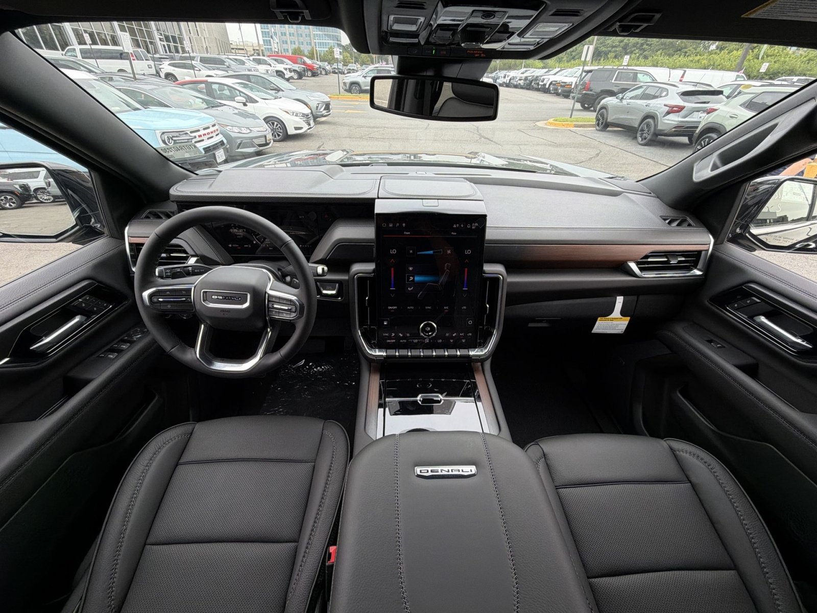 New 2026 GMC Yukon XL Denali AWD/4WD image 23