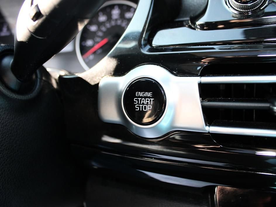 Used 2023 Kia Seltos EX image 28