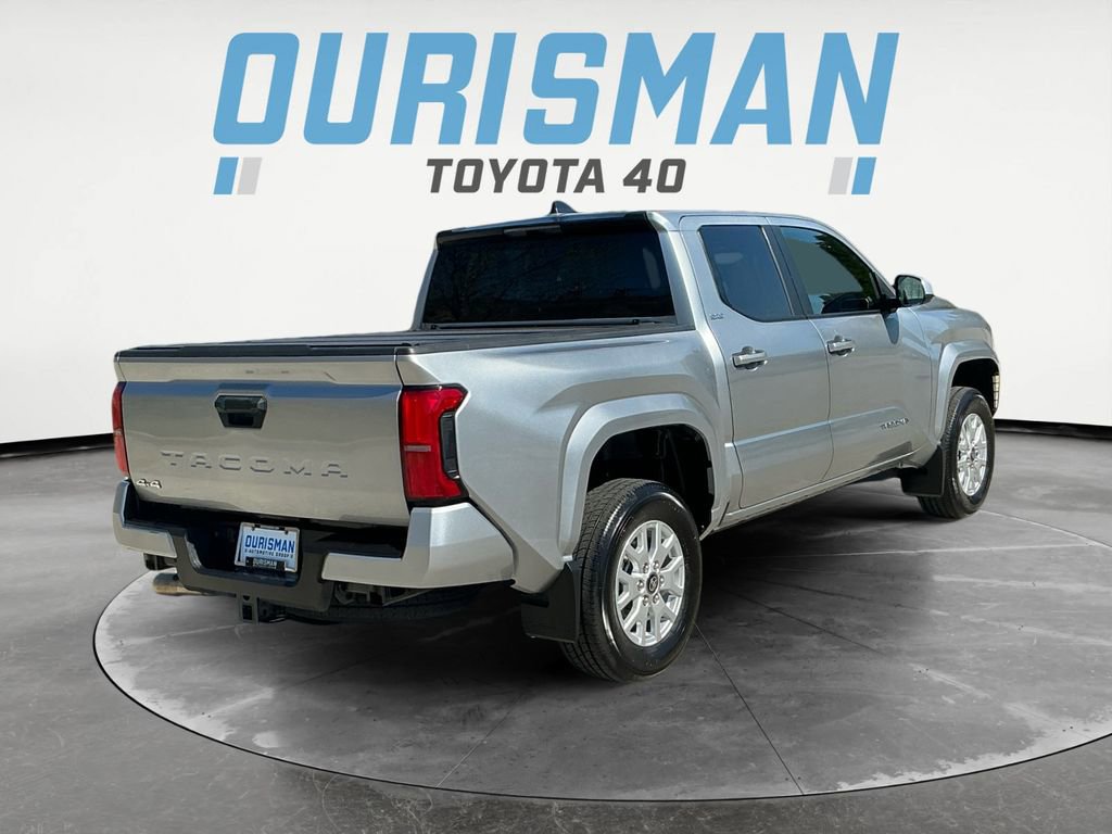 Certified 2025 Toyota Tacoma SR5 AWD/4WD image 8