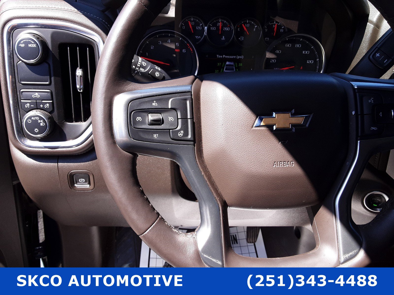 Used 2020 Chevrolet Silverado 1500 LT w/ All-Star Edition image 19