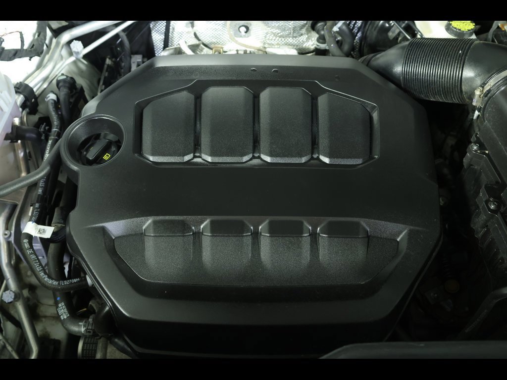 Used 2024 Volkswagen Atlas Cross Sport SEL Premium R-Line image 23