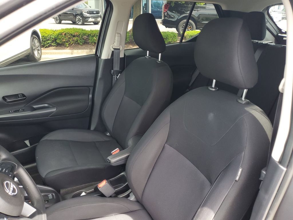 Used 2023 Nissan Kicks S FWD image 13