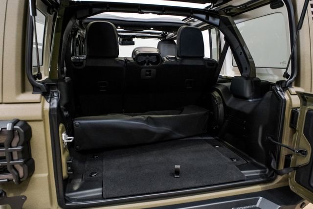 Used 2025 Jeep Wrangler Unlimited Rubicon 392 image 94