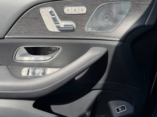 Certified 2026 Mercedes-Benz GLS 450 4MATIC image 16