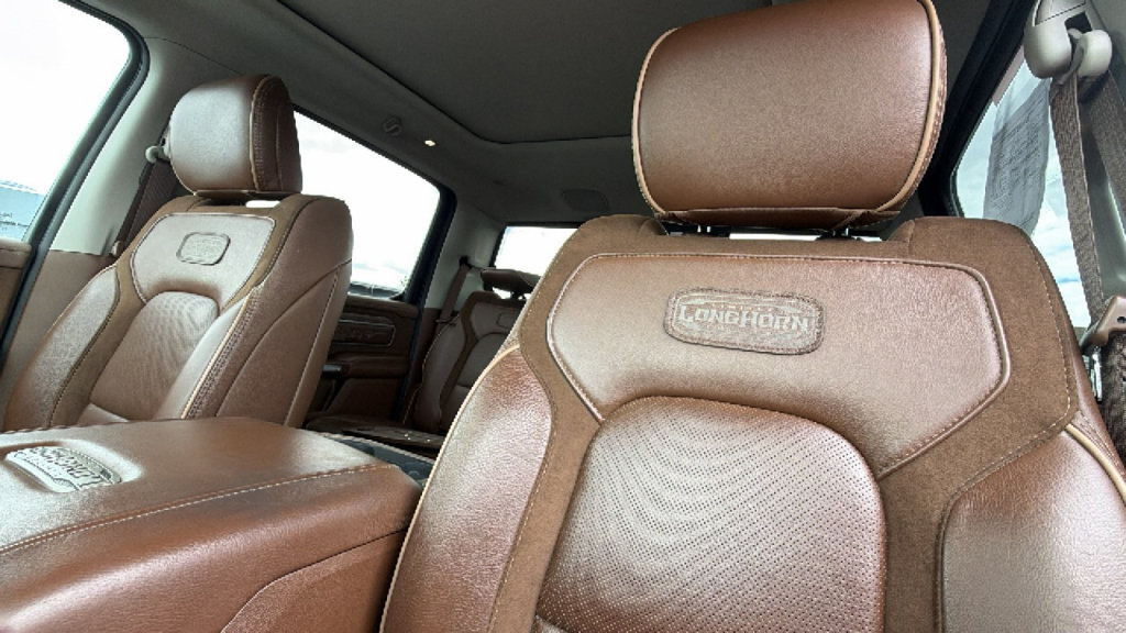 Used 2024 RAM 1500 Limited AWD/4WD image 11