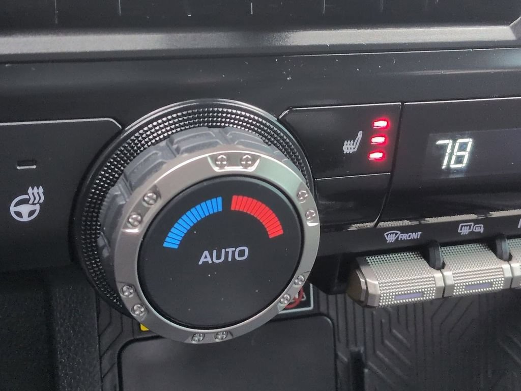 Used 2024 Toyota Tacoma TRD Sport w/ TRD Sport Upgrade Package AWD/4WD image 22