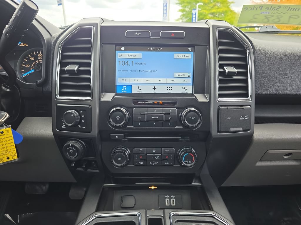 Used 2016 Ford F150 XLT w/ Equipment Group 302A Luxury AWD/4WD image 24