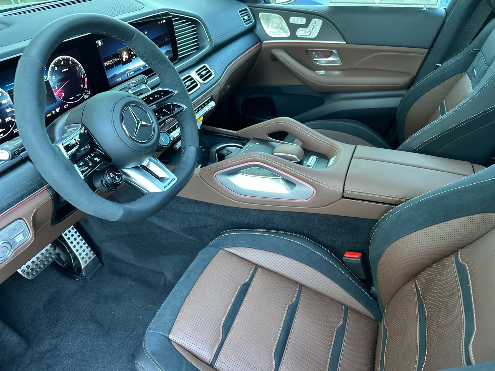 New 2026 Mercedes-Benz GLE 63 AMG S image 10