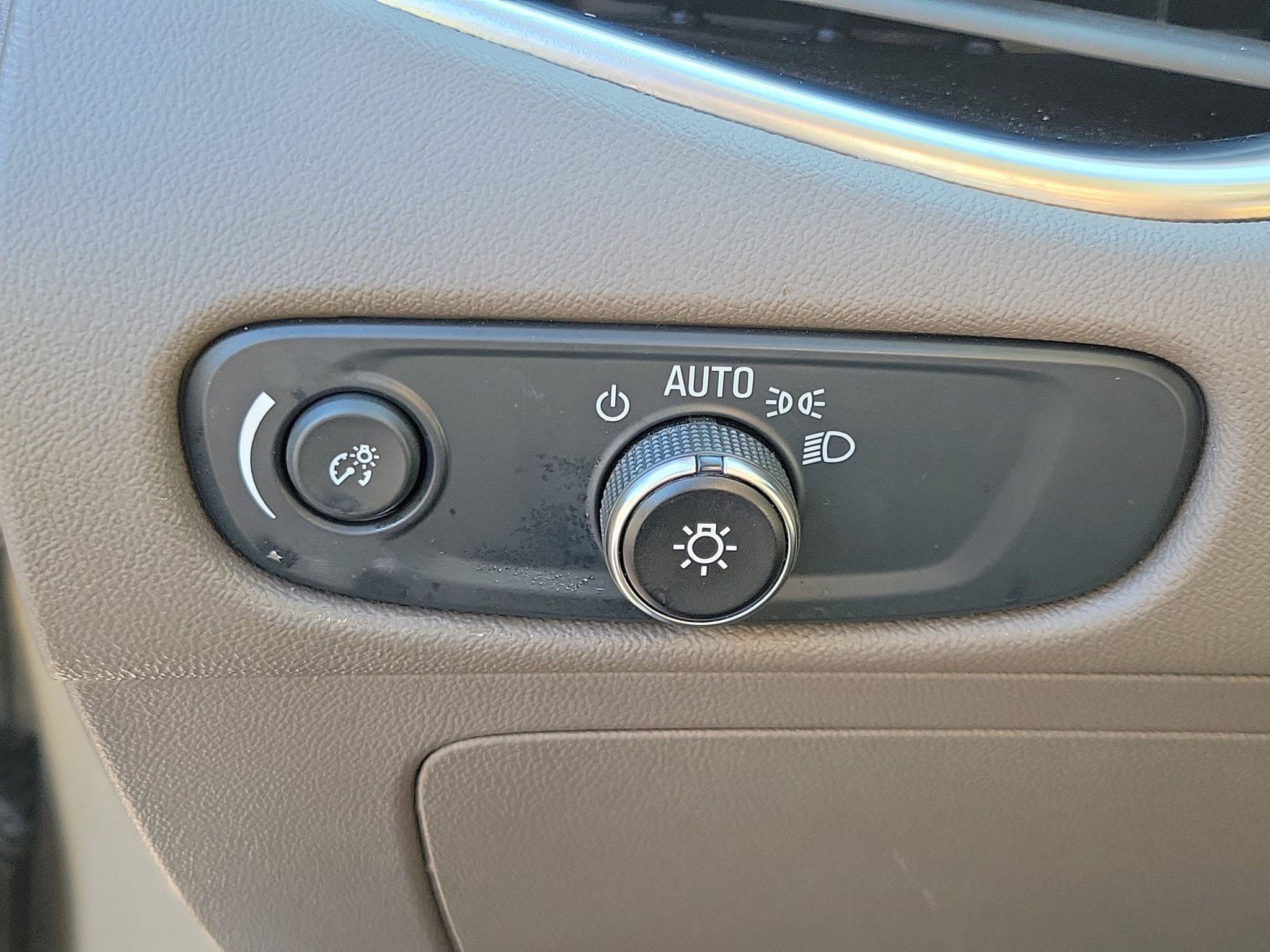 Used 2024 Chevrolet Malibu LT FWD image 10
