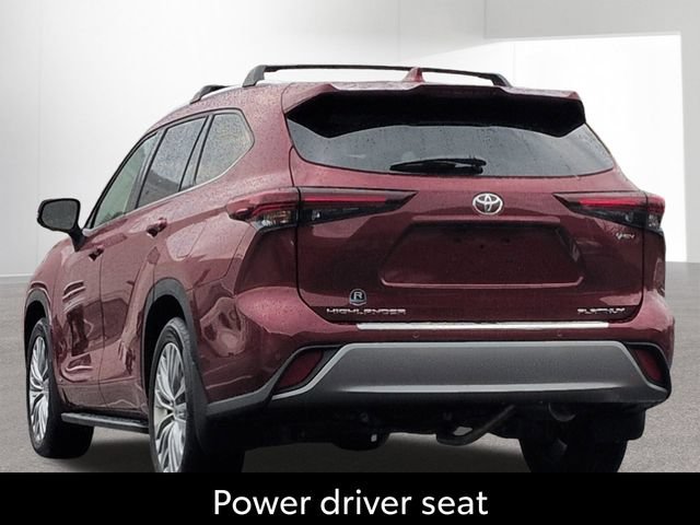 Certified 2026 Toyota Highlander Platinum AWD/4WD image 9