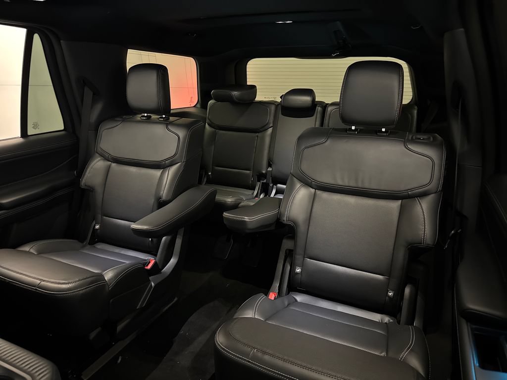 New 2027 Ford Expedition Platinum RWD image 14