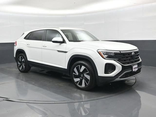 Used 2025 Volkswagen Atlas Cross Sport SE AWD/4WD image 1
